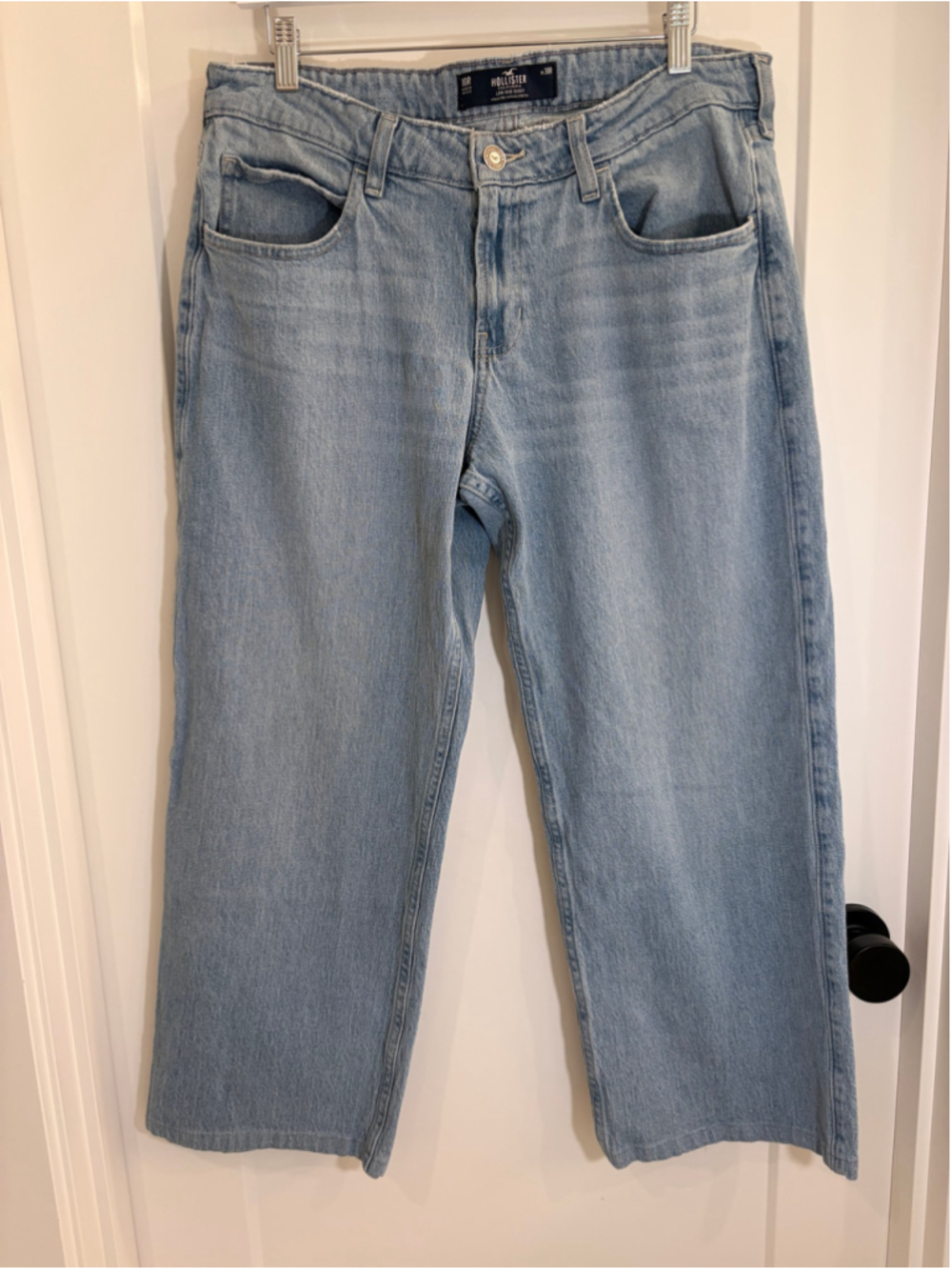 Hollister Low-Rise Baggy Jeans Light Wash W30 10R Vintage Stretch